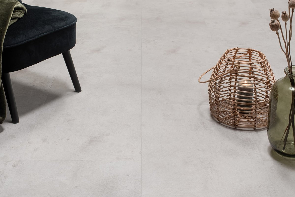 Floer Betonlook Lichtgrijs Tegel Click PVC FLR - 3805 - Solza.nl