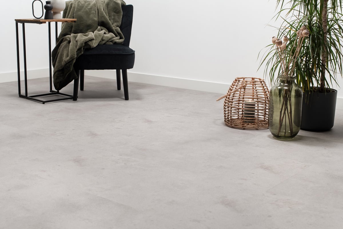 Floer Betonlook Lichtgrijs Tegel Click PVC FLR - 3805 - Solza.nl