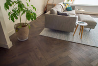 Floer Visgraat Parket Rustiek Eiken Multiplank Carbon Zwart Geolied FLR-4014 - Solza.nl
